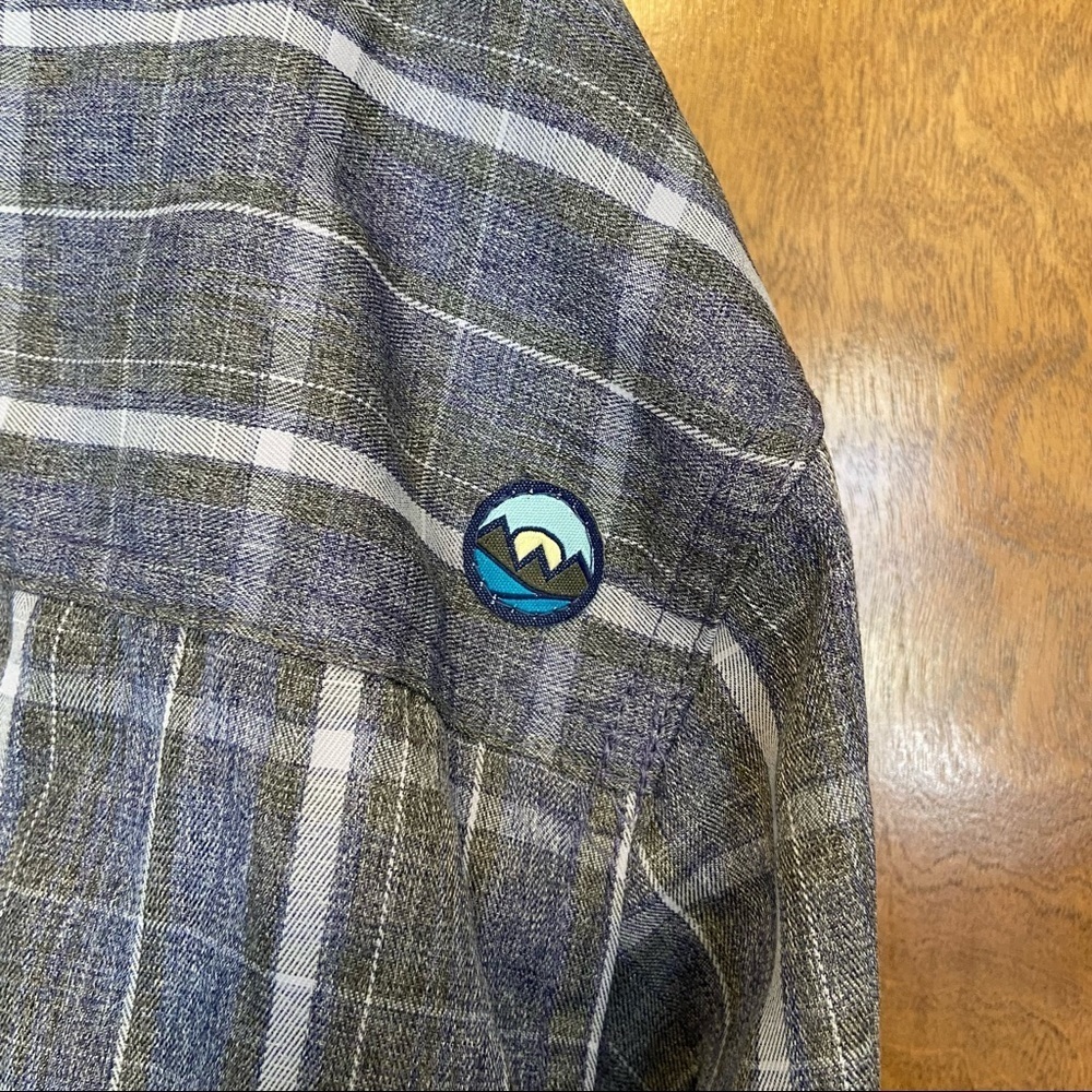 Wrangler Outdoors Long Sleeve Plaid Utility Shirt with Roll Up Sleeves Button L - Picture 7 of 12